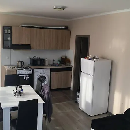 Vip Vision - 214 Entire Flat 2 Beds Two Baths Апартамент