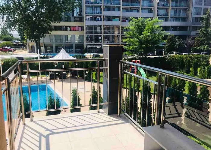 Vip Vision - 214 Entire Flat 2 Beds Two Baths *