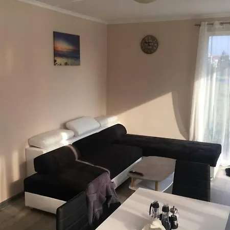 Vip Vision - 214 Entire Flat 2 Beds Two Baths * Napospart